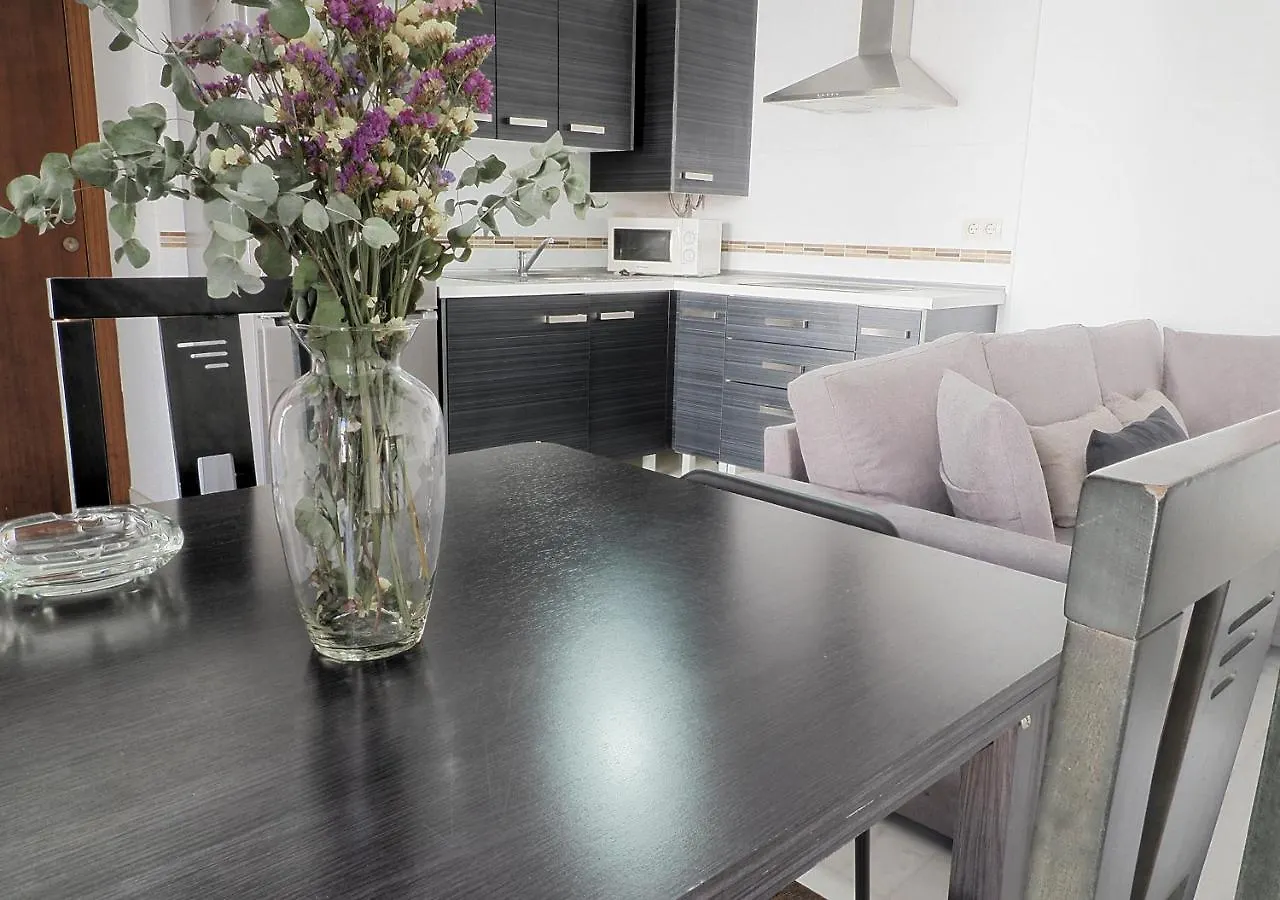Sunny Holiday Apartment In The Historic Centre- Private Parking 코르도바 스페인