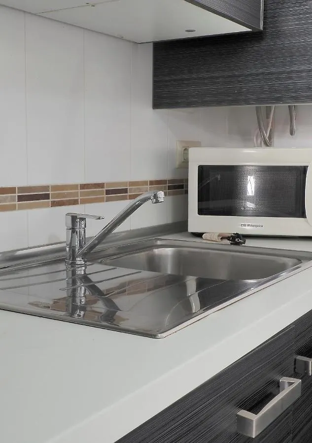 Sunny Holiday Apartment In The Historic Centre- Private Parking 코르도바
