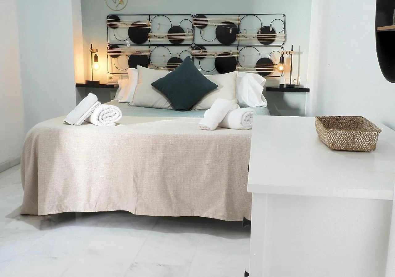 Sunny Holiday Apartment In The Historic Centre- Private Parking Córdoba España