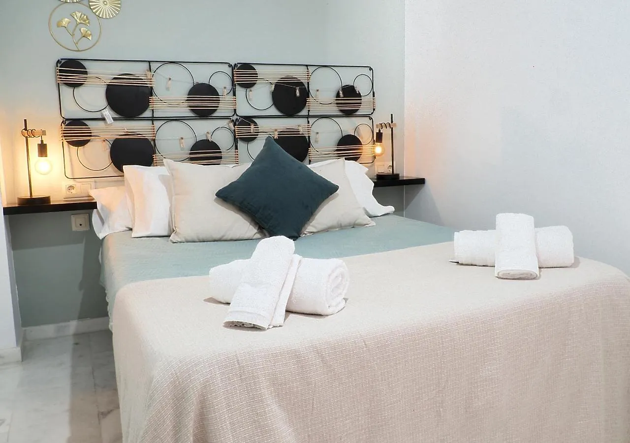 Sunny Holiday Apartment In The Historic Centre- Private Parking Córdoba